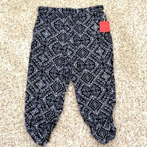 Target black and white tribal print Capri/joggers